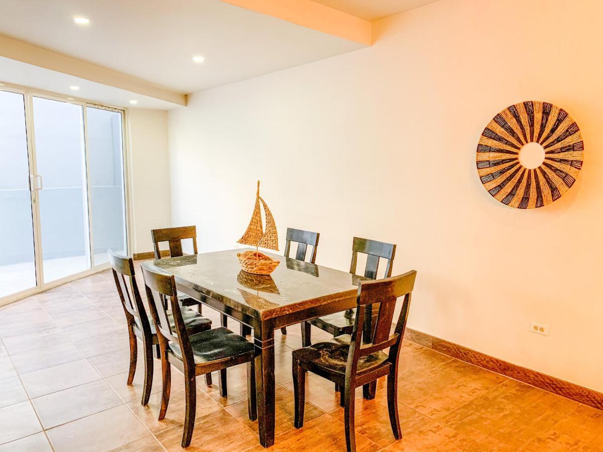 Beautiful 3 Bdr 2,5 Bath- Steps From Beach W/Pkg Tijuana Eksteriør billede