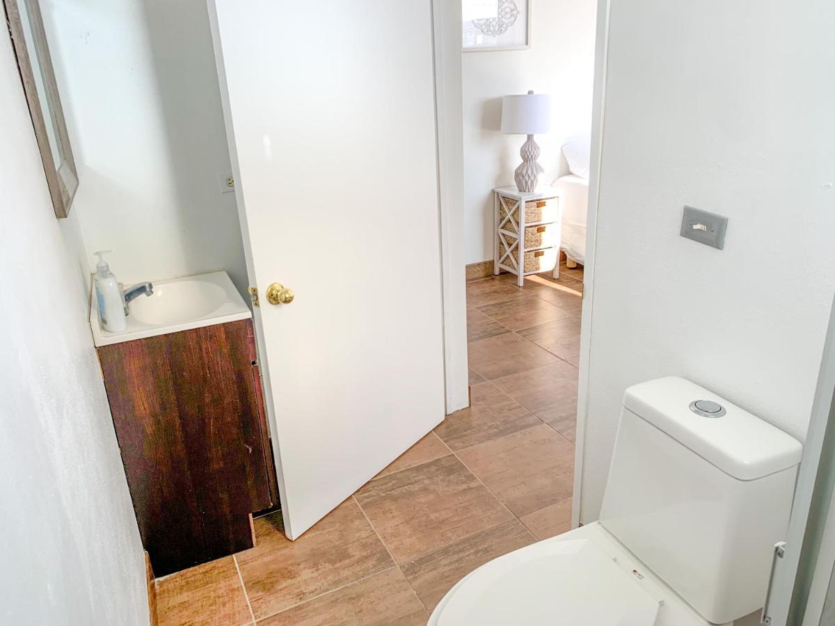 Beautiful 3 Bdr 2,5 Bath- Steps From Beach W/Pkg Tijuana Eksteriør billede